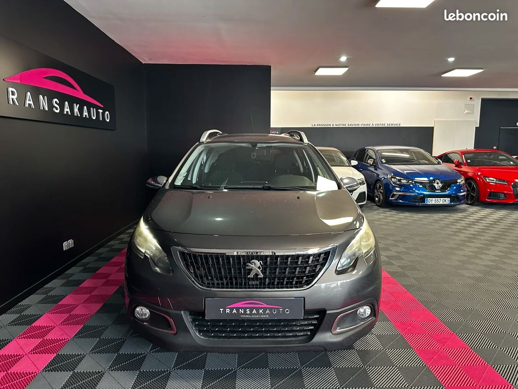 Peugeot 2008 Style 1.2 VTI 82ch - Apple Carplay - KIT DISTRIBUTION OK (image 2)