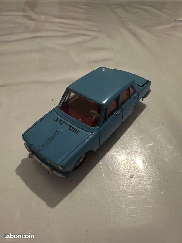 Miniature Dinky Toys Simca 5 - Réf 35A, échelle 1/43, Vert Foncé, France