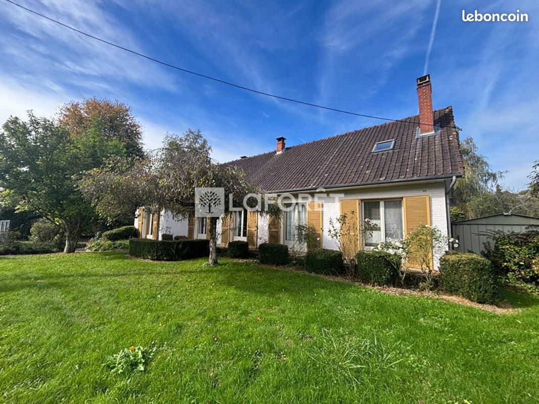 Maison 9 pièces 196 m² · à Hesdin-la-Forêt · 196 m² · 179 000 €