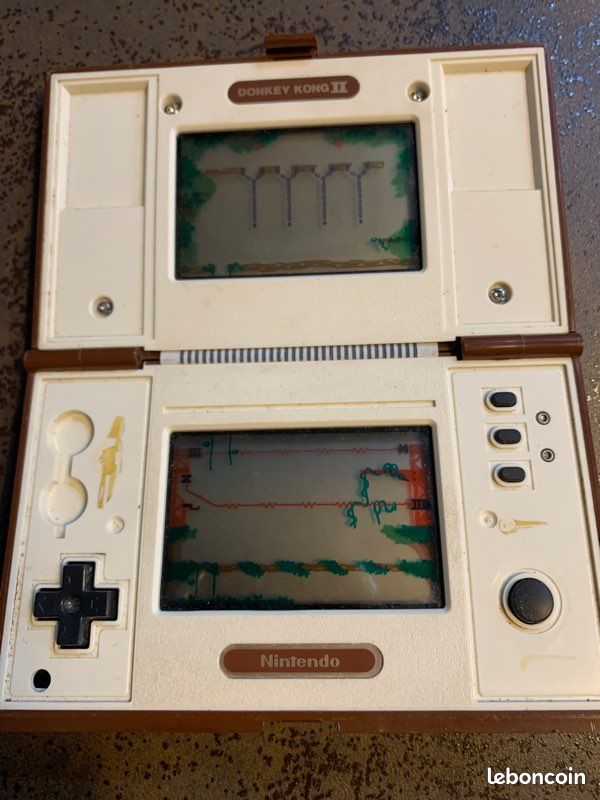 Game & Watch (image 2)