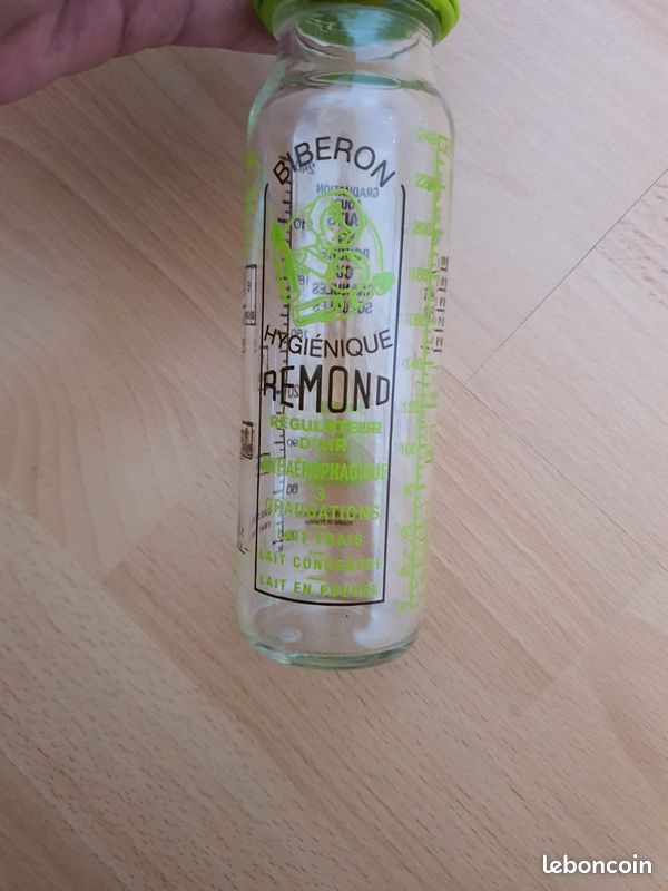 Vend lots biberons remond et dbb
4 de 240ml
2 de 110ml
Juste une bague de biberon abîmé qui ne gêne pas l' (image 2)