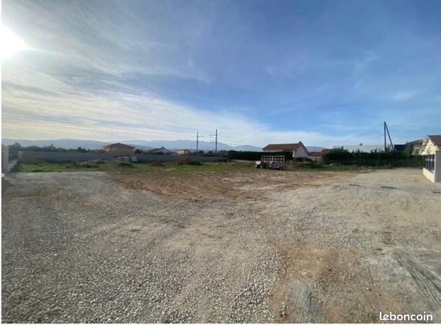 Terrain 1820m2 avec permis de construire saint Maurice l’exil