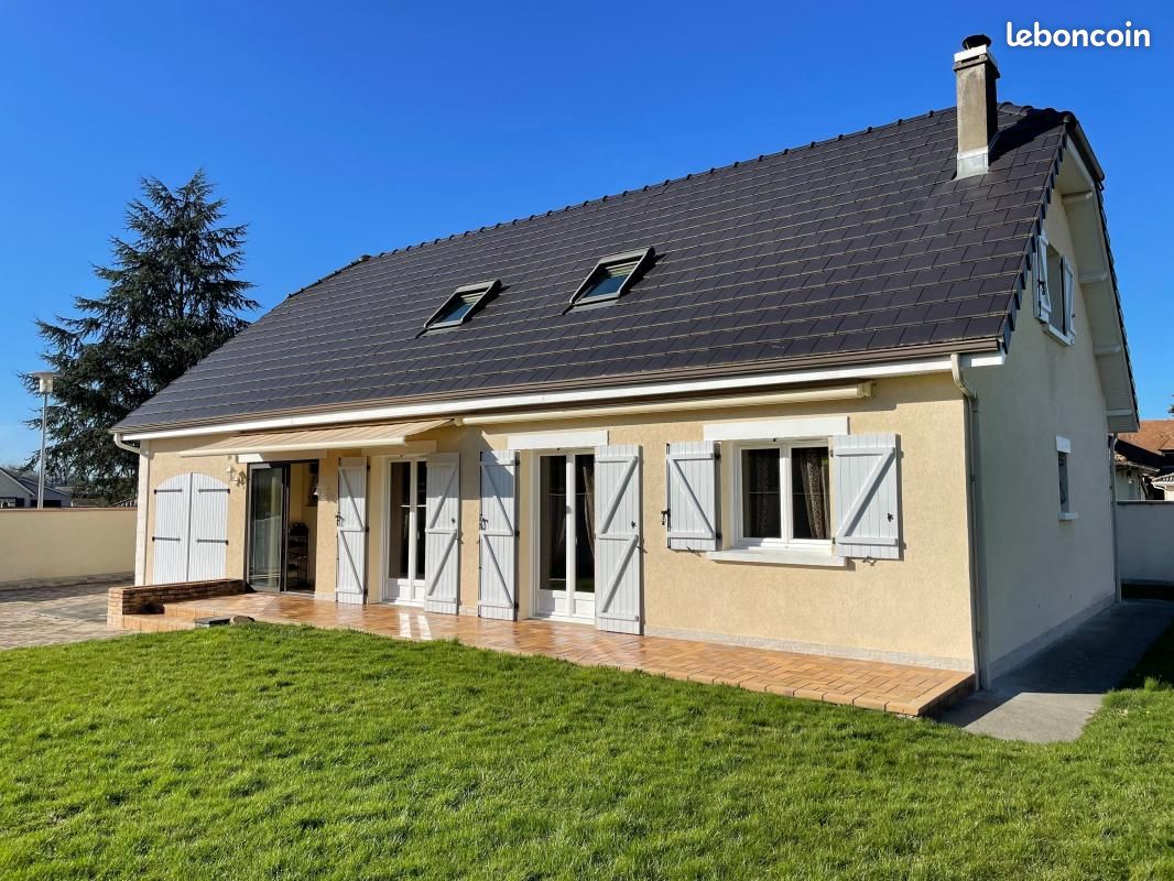 Maison 6 pièces 171 m² - Pontacq 64530 (image principale 0)