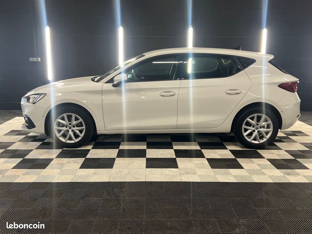 SEAT LEON 2.0 TDI 115ch STYLE BVM6 01/2021 76000 kms 1ERE MAIN / CAMERA / CARPLAY / HISTORIQUE LIMPIDE (image 1)