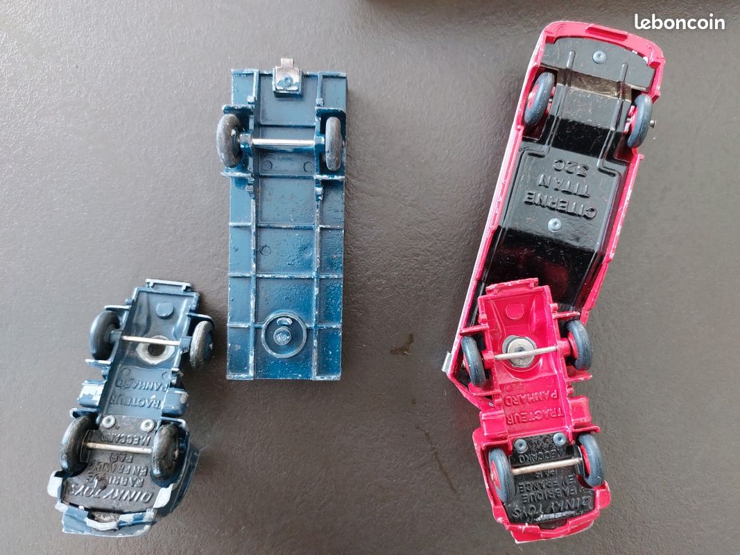 Dinky Toys 32C Tracteur Panhard Citerne ESSO - Made In France, Meccano, Zamak