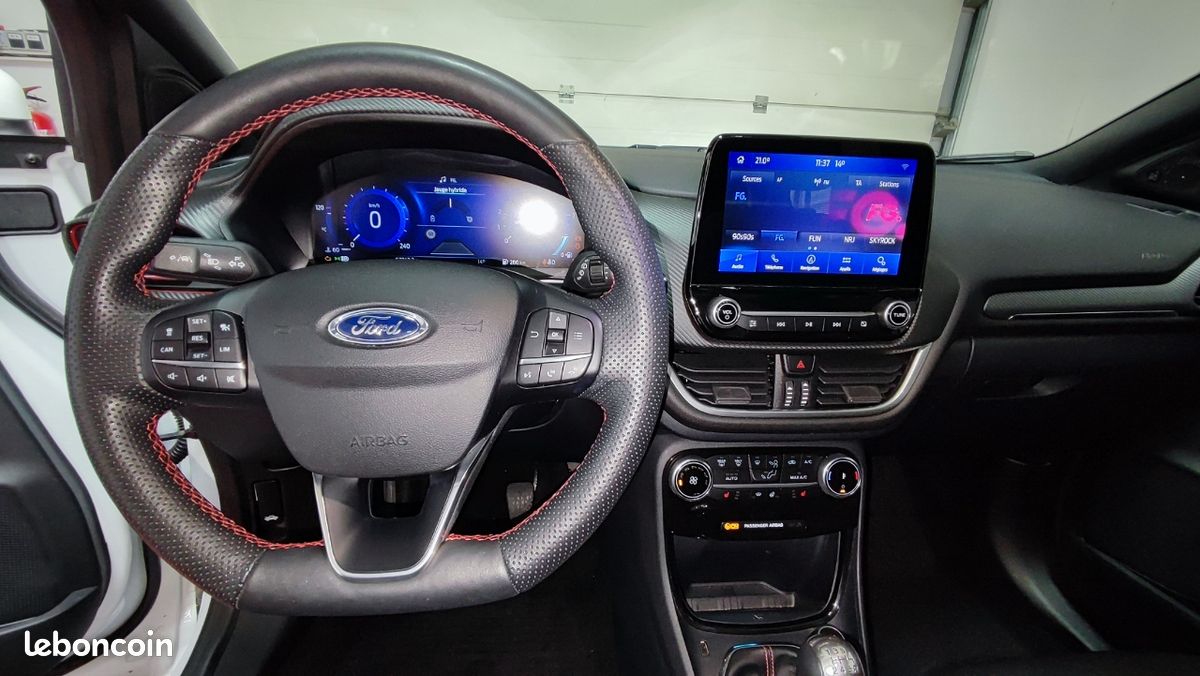 FORD PUMA 125Ch MHEV ST LINE X BVM6 / TOIT PANO / AUDIO BANG & OLUFSEN / CARPLAY (image 7)