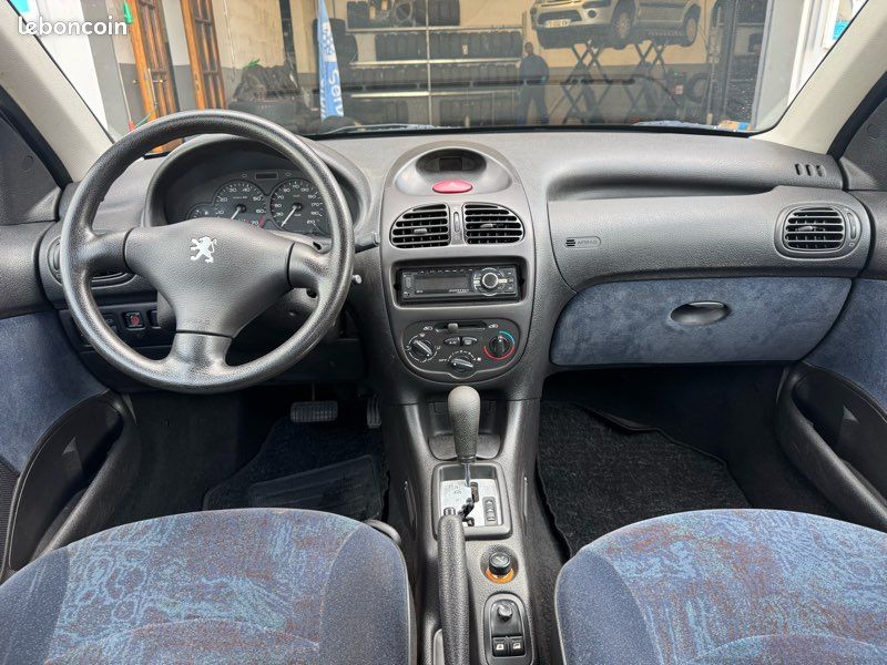 Peugeot 206 1.4i 70Cv BOÎTE AUTOMATIQUE GARANTIE (image 5)