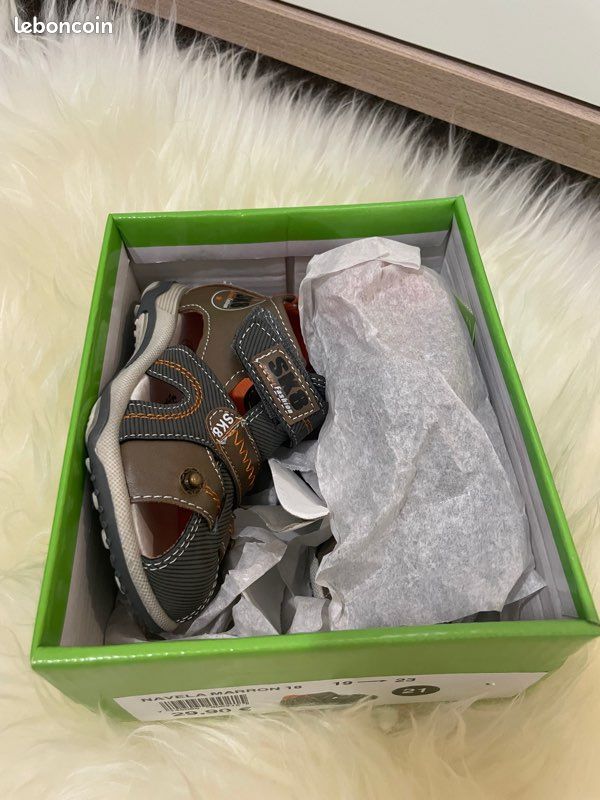 Chaussure bébé taille 21 (image 2)