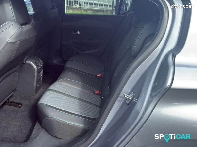 Peugeot 308 1.5 BlueHDI 130ch S&S Allure EAT8 (image 29)