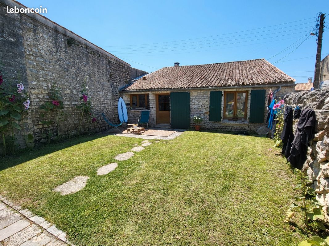 Maison 6 pièces 87 m² · à Saint-Pierre-d'Oléron · 87 m² · 1 276 €