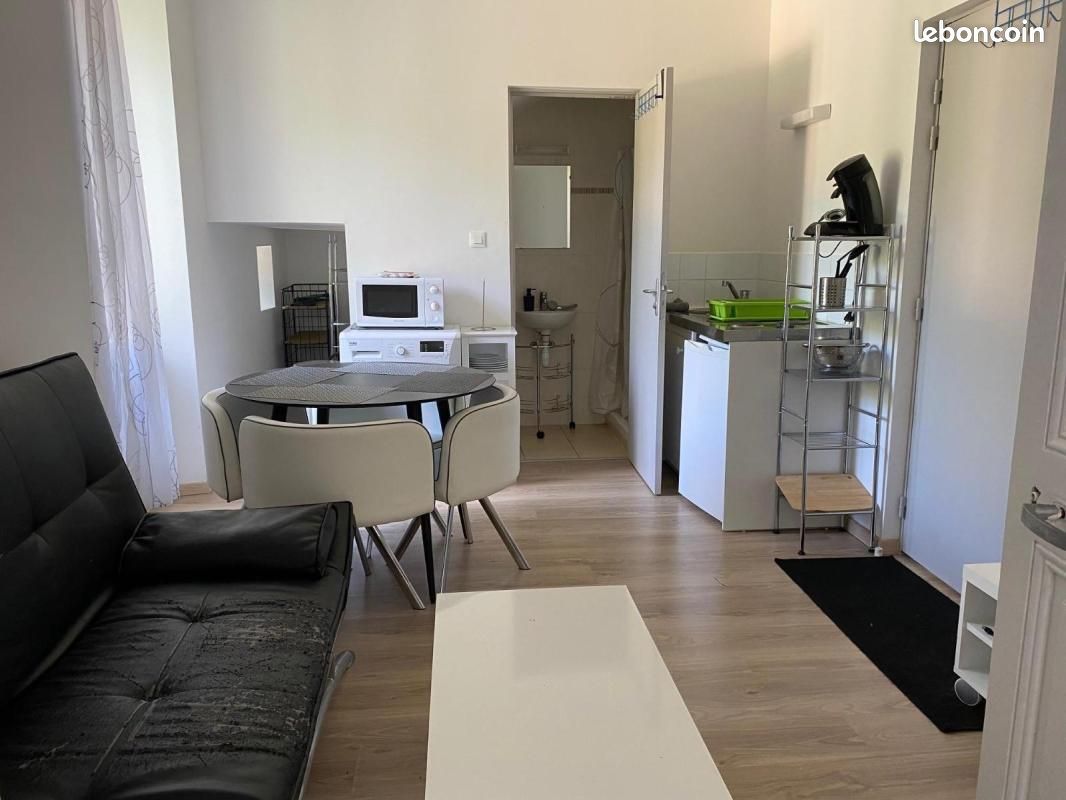 Appartement 2 pièces 21 m² · à Vals-les-Bains · 21 m² · 335 €/mois