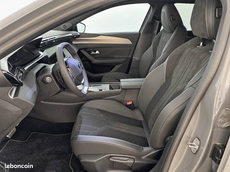 Peugeot 408 Hybrid 136 e-DCS6 GT (image 9)