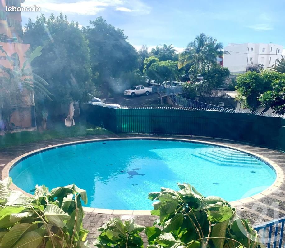 Appartement 1 pièce 32 m² · à Saint-Denis · 32 m² · 85 800 €