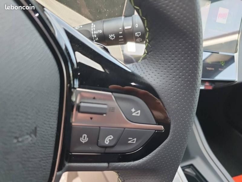 Peugeot 308 1.2 Hybrid 145ch GT e-DCS6 (image 17)