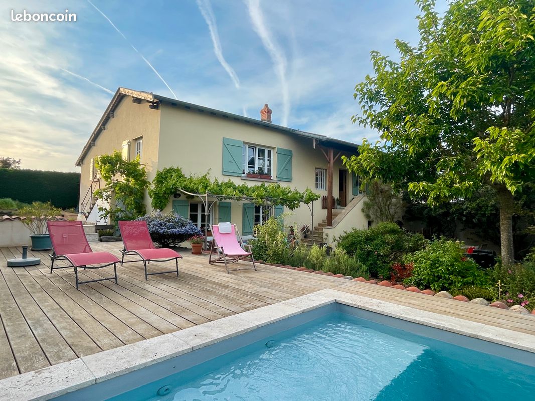 Maison 4 pièces 120 m² · à Pollionnay · 120 m² · 749 000 €