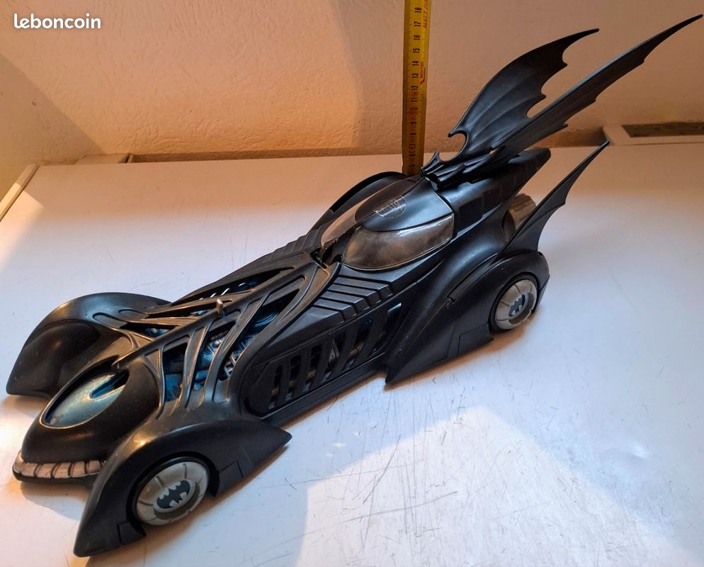 Batmobile électronique Batman Forever KENNER 1995 boîte d