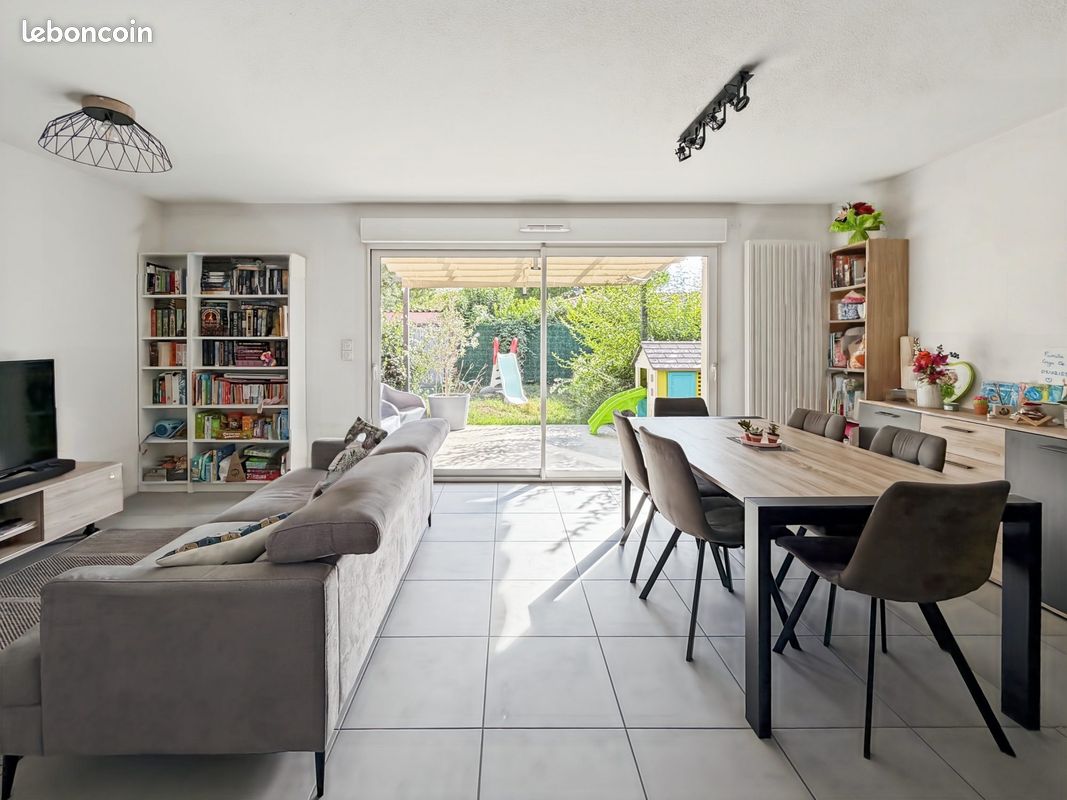 Maison 4 pièces 80 m² · à Frouzins · 80 m² · 255 000 €