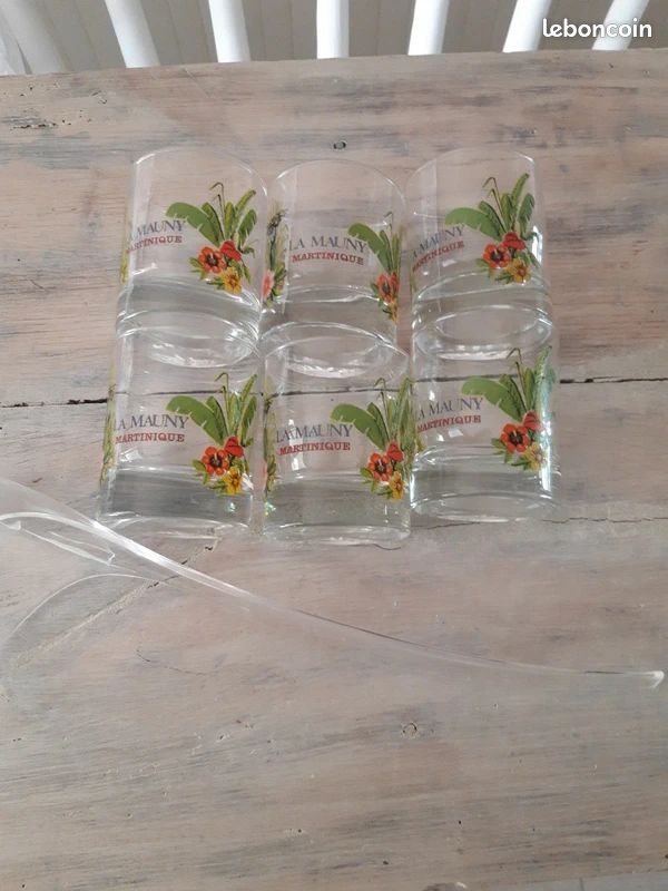 6 verres à cocktail et la louche de service (image 4)