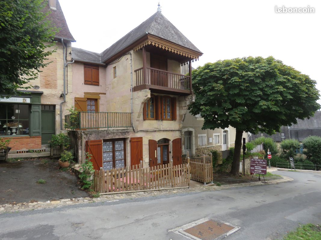 Maison 5 pièces 101 m² · à Hautefort · 101 m² · 600 €/mois