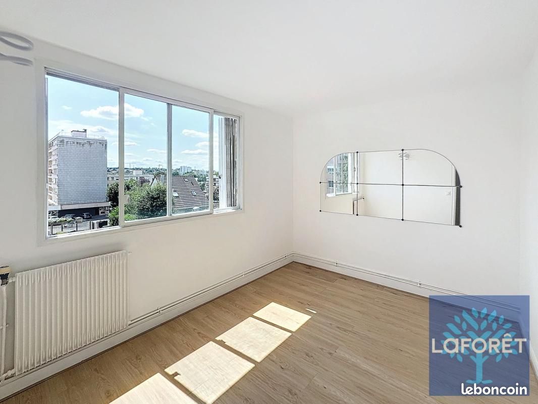 Appartement a louer - 3 pièce(s) - 65 m2 - Surfyn