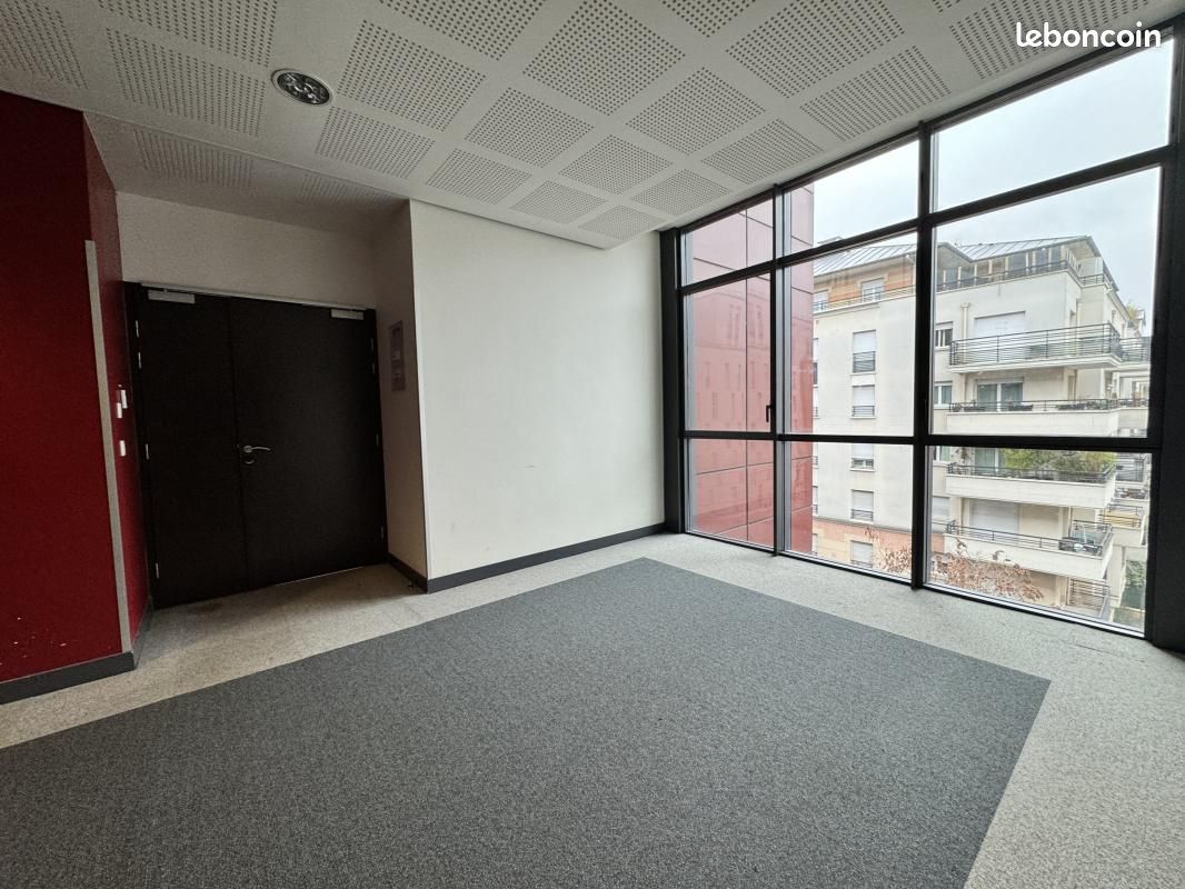 Bureau 1 941 m² (image 9)
