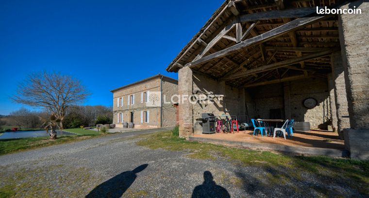 Maison 8 pièces 356 m²