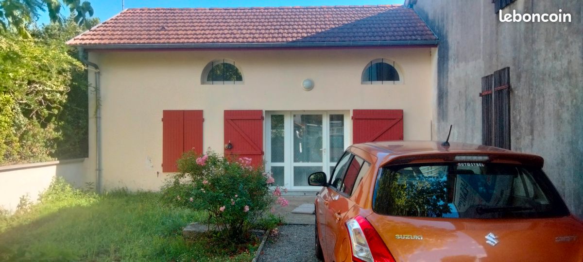 Maison 2 pièces 51 m² · à Puyoô · 51 m² · 100 000 €