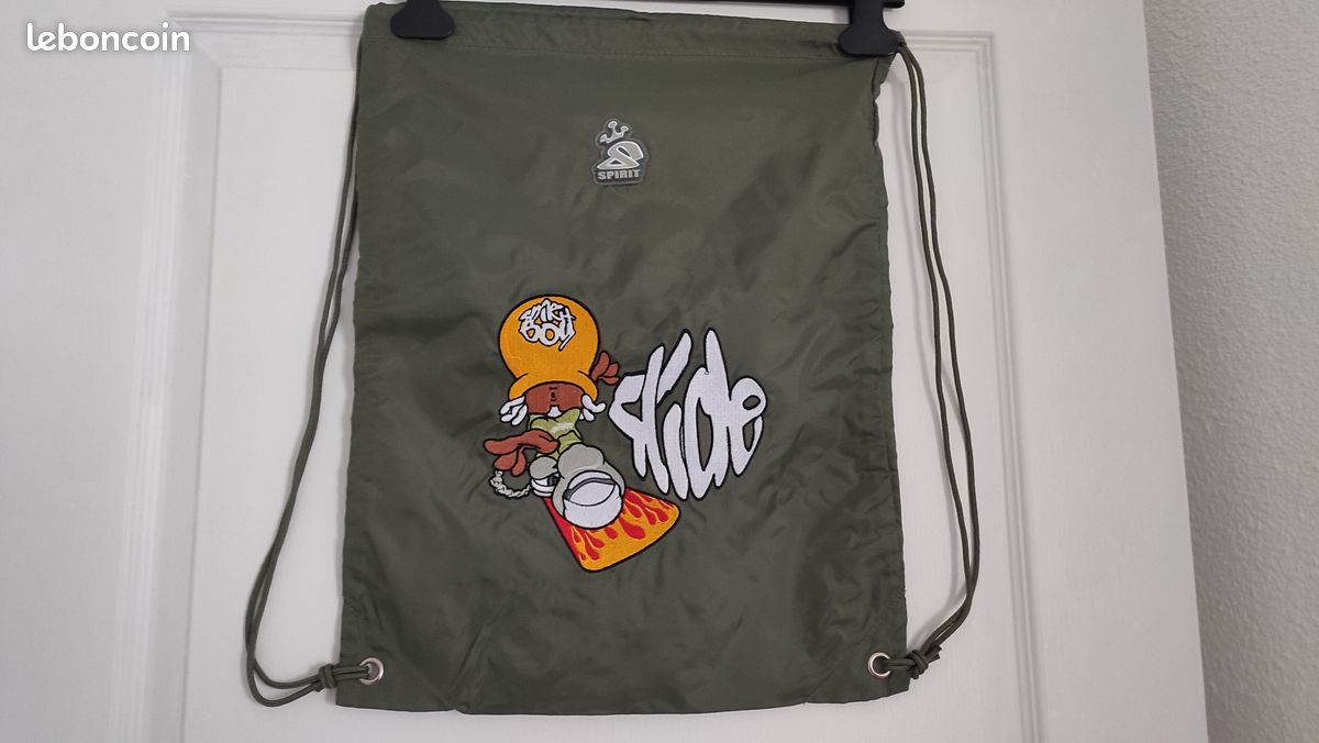 Spirit Y2K Sac à dos Boy kaki avec cordon de serrage (neuf) (image 1)