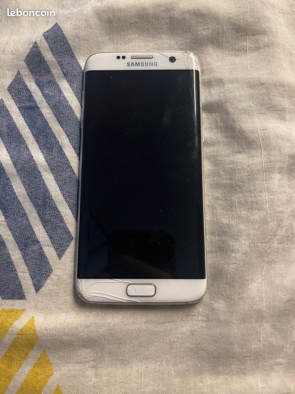 Samsung E7 edge a vendre vite (image 1)