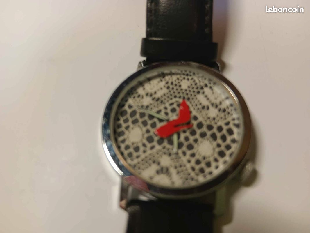 AKTEO montre dentelle et talon Montres Bijoux - Main Image