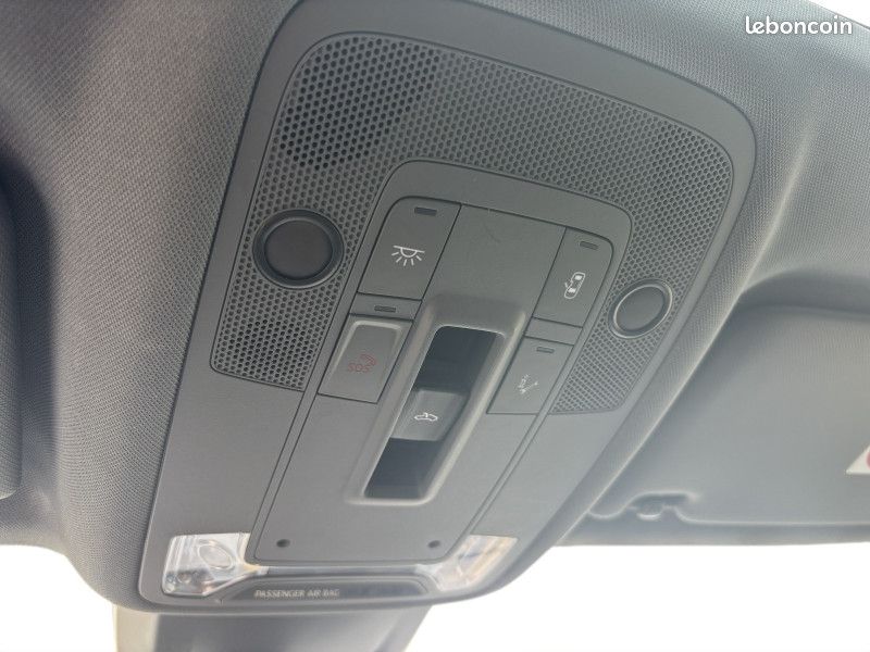 Audi A3 SPORTBACK 40 TFSI E 204CH DESIGN S TRONIC - TOIT PANO OUVRANT - SIEGES CHAUFFANTS (image 17)