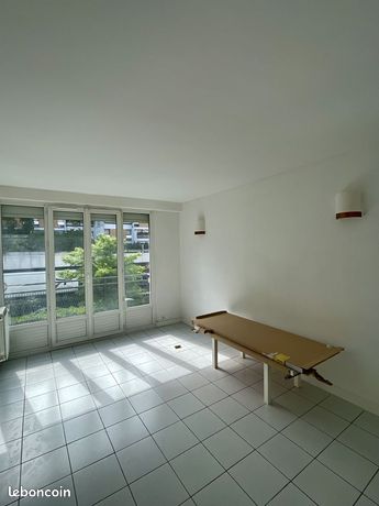 Appartement a louer - 3 pièce(s) - 53 m2 - Surfyn