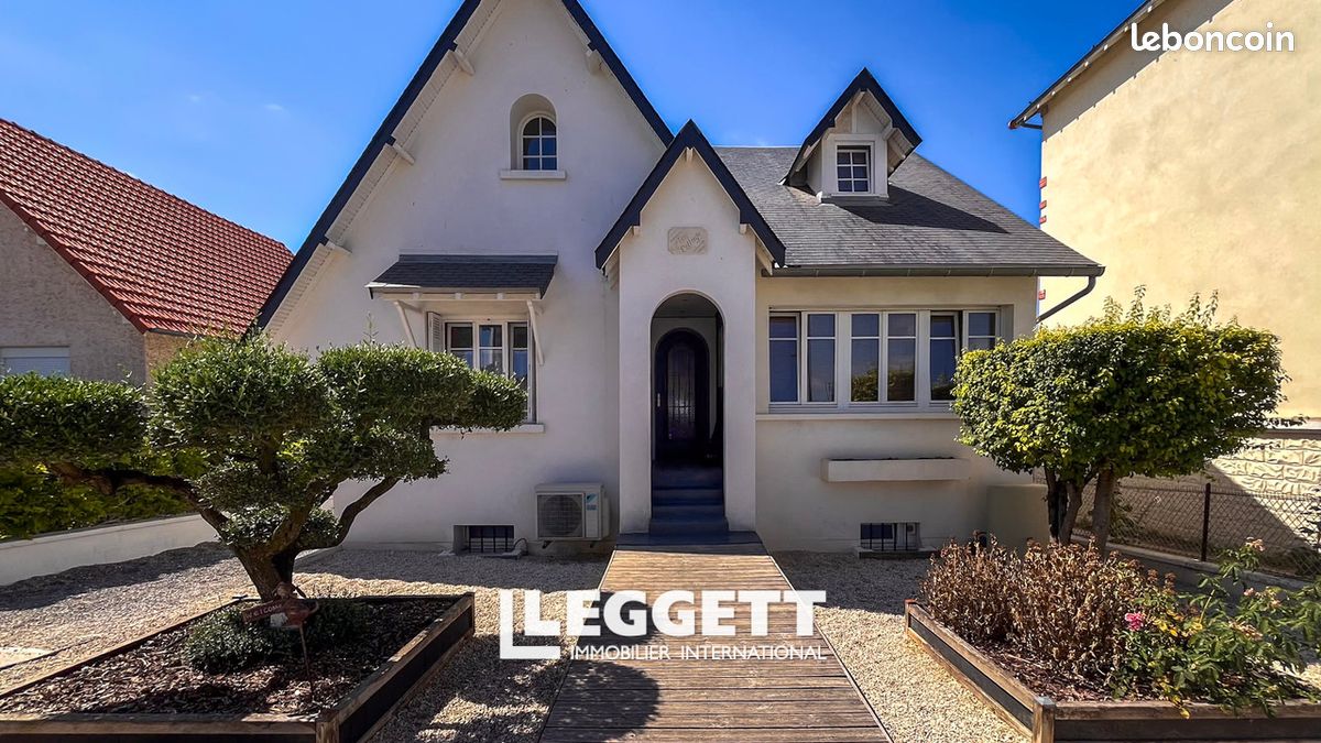 Maison 5 pièces 176 m² · à Surgères · 176 m² · 399 999 €