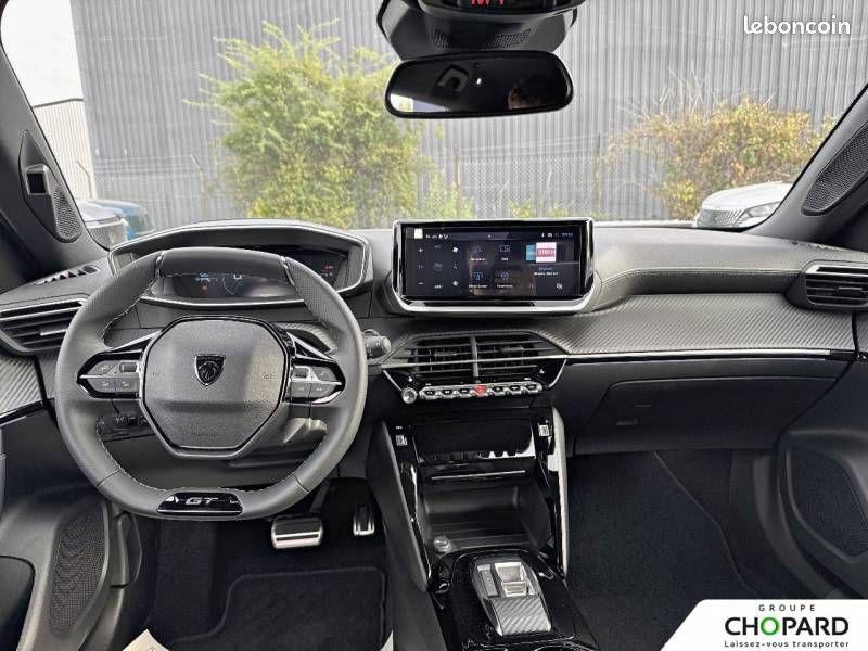 Peugeot 2008 Hybrid 145 e-DCS6 GT Exclusive (image 12)