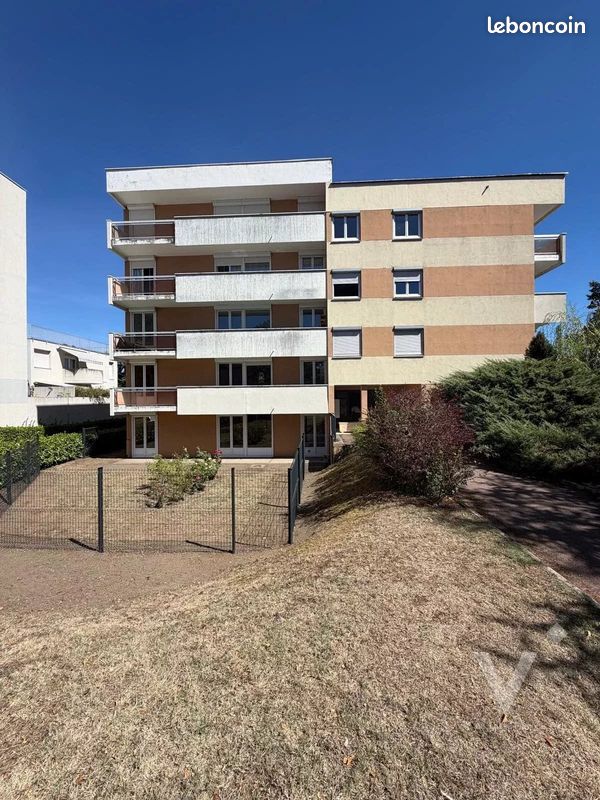 Appartement 4 pièces 85 m² · à Feurs · 85 m² · 99 000 €