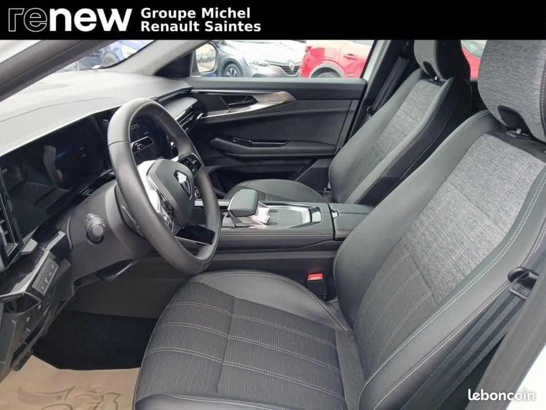 Renault Austral E-Tech hybrid 200 Techno (image 26)
