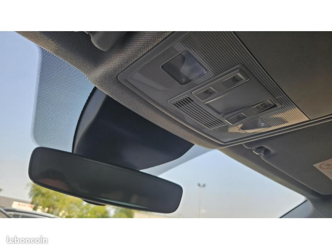 Seat Arona STYLE 1.0 TSI 95cv + Pack Spring + Aide au stationnement arrière (image 26)