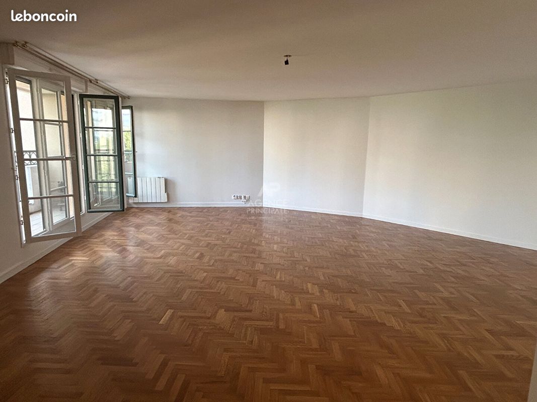 Appartement 5 pièces 111 m² · à Maisons-Laffitte · 111 m² · 2 500 €