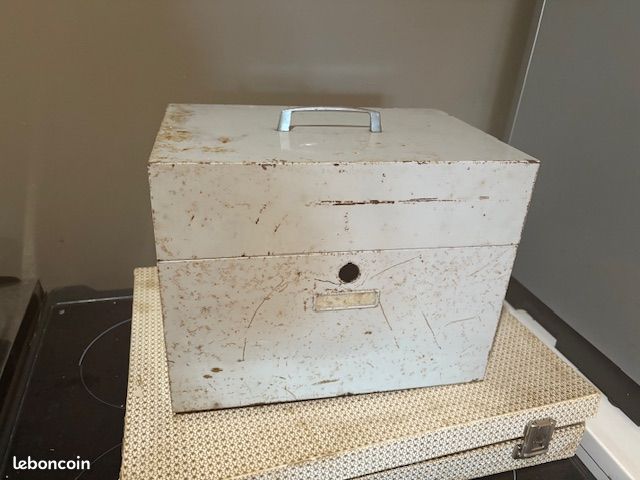 Boîte de rangement métallique Vintage (image 1)