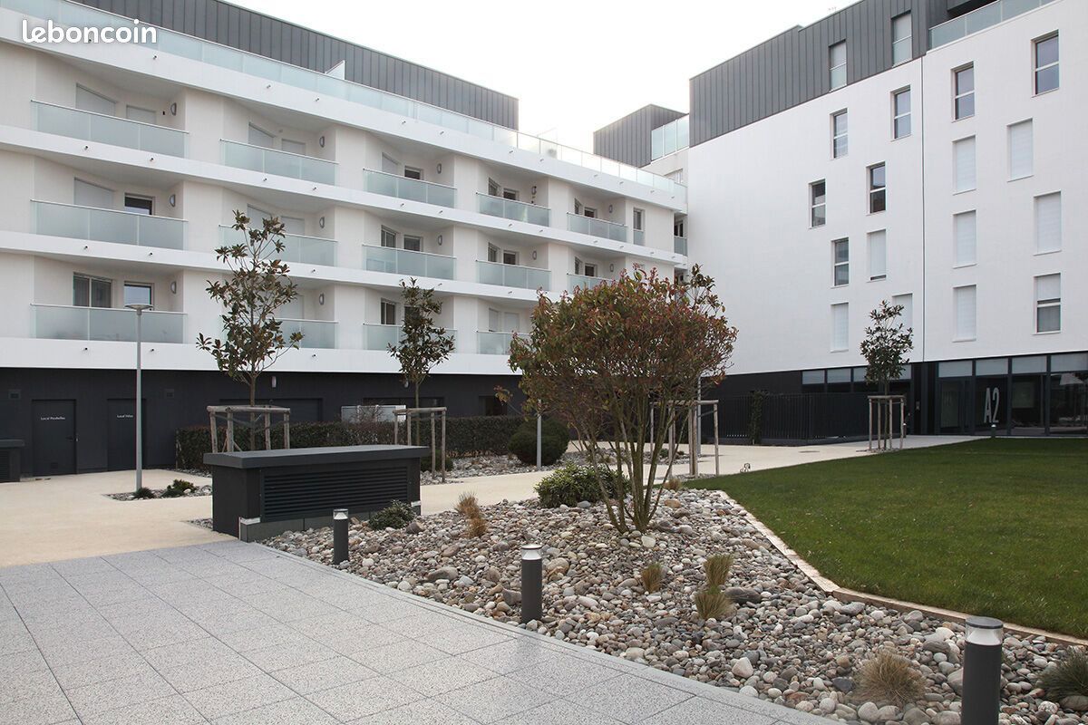 Parking La Rochelle · 100 €/mois