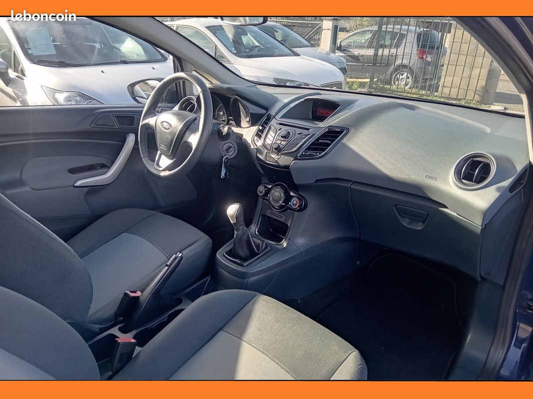 Ford Fiesta VI 1.4 TDCi 68cv Trend -04cv- 126 000 kms (image 5)