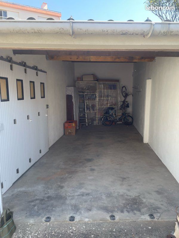 Location box · à Les Sables-d'Olonne · 125 €/mois