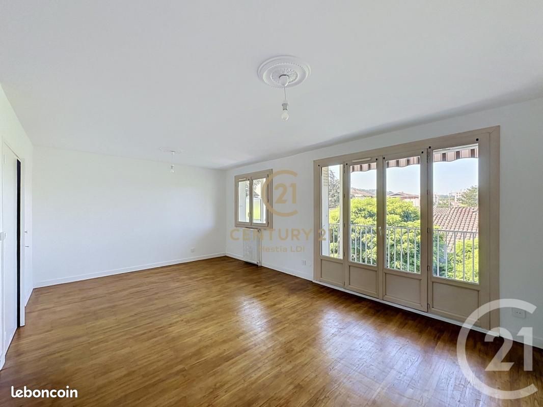 Appartement 3 pièces 71 m² · à Vienne · 71 m² · 880 €