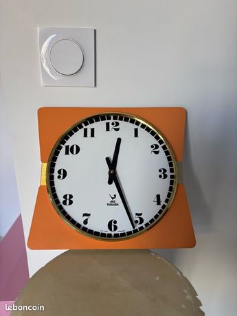 ANCIENNE VINTAGE HORLOGE mural Jaz transistor Quartz EUR 20,00 ANCIENNE VINTAGE HORLOGE mural Jaz transistor Quartz EUR 20,00