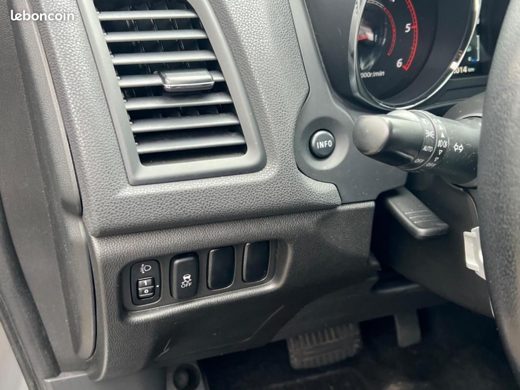 Mitsubishi ASX 2.2 DI-D 150 CH DIAMANT EDITION 4WD - AUTOMATIQUE ATTELAGE GPS CAMÉRA RÉGULATEUR 1... (image 15)