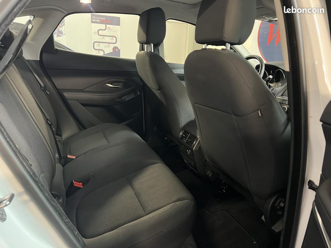 Jaguar e-pace 2.0 d150 150 awd (image 23)