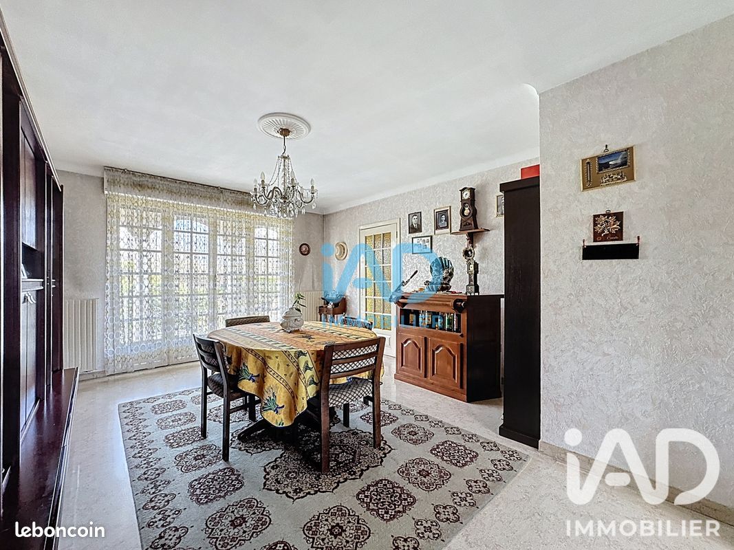 Maison 6 pièces 150 m² · à Quincy-sous-Sénart · 150 m² · 369 000 €