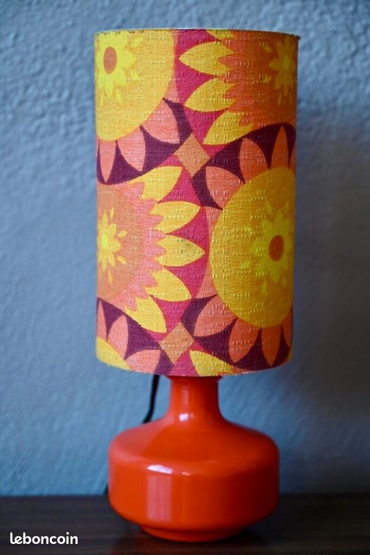 Lampe de table * métal * jaune * années 70 * très bon état vintage - France