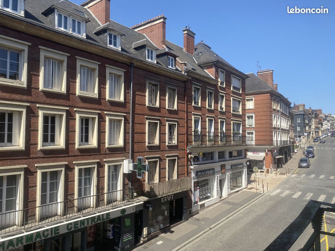 Appartement 4 pièces 118 m² · à Lisieux · 118 m² · 840 €