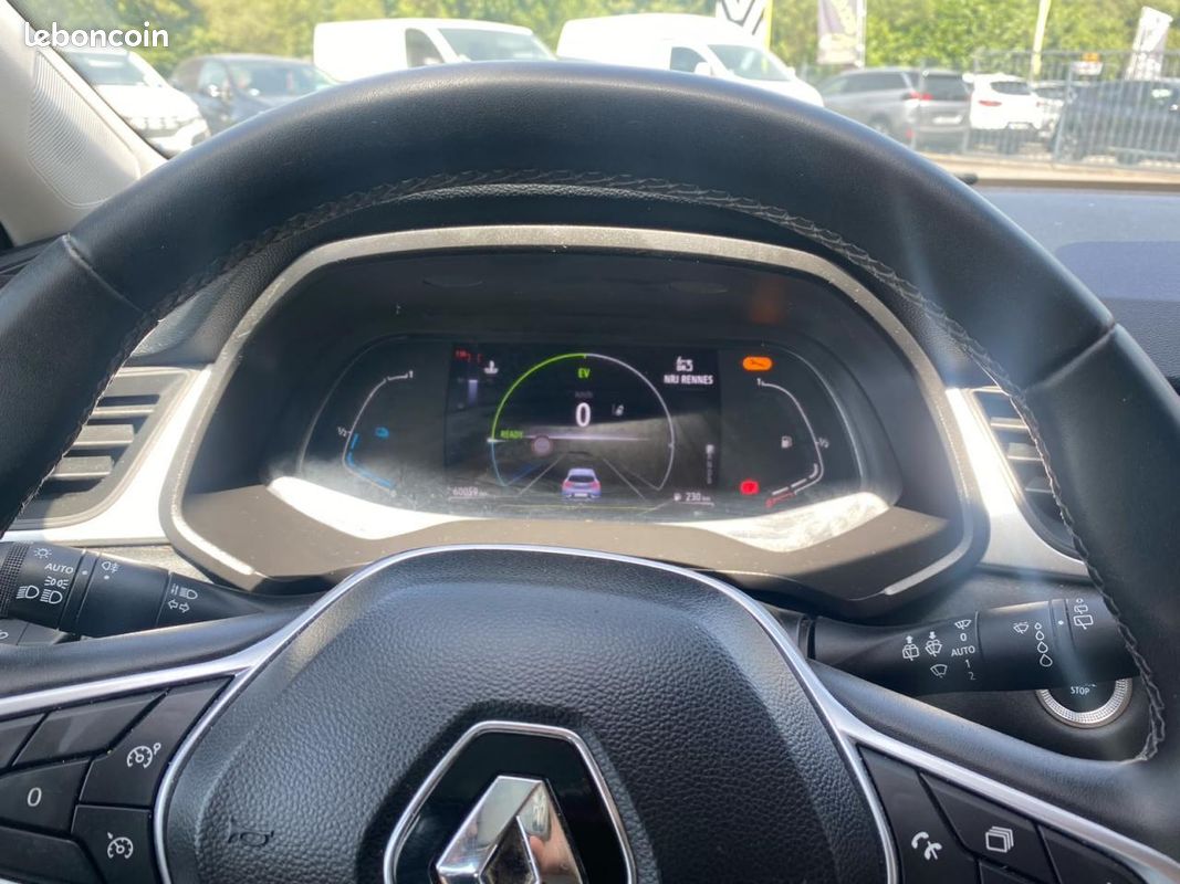 RENAULT CAPTUR 1.6 E-Tech Hybride - 145 - BVA multi-modes 2021 II Zen PHASE 1 (image 9)